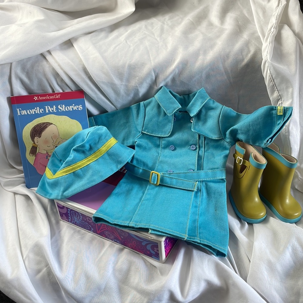 American Girl Doll Raincoat and Boots Set, with OG box. Used once. - Picture 2 of 16